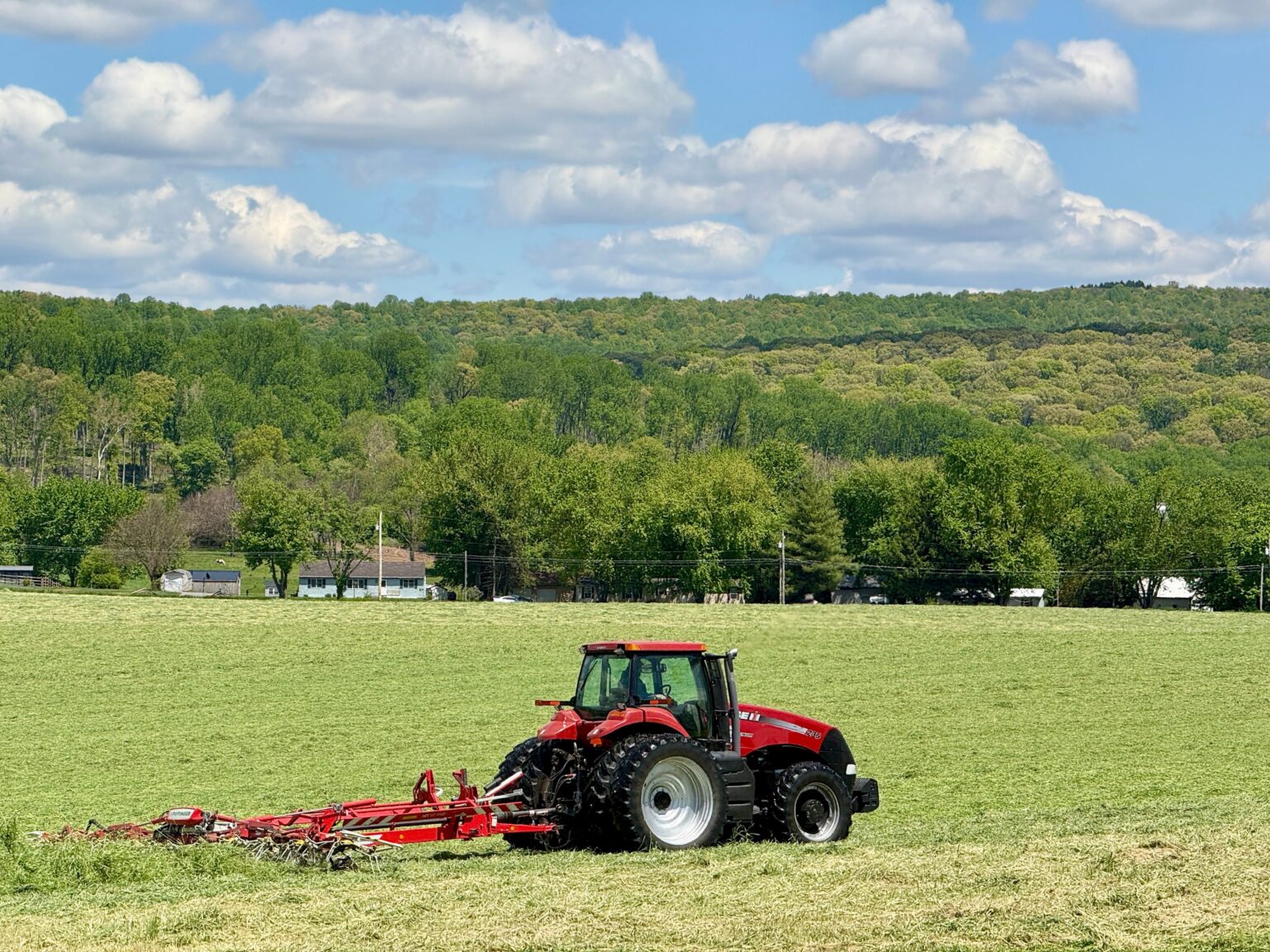 How Farm Tractors Support Efficient Daily Agricultural Operations