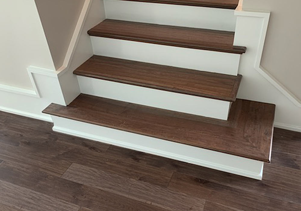 How to Match Hardwood Stair Treads With Existing Flooring